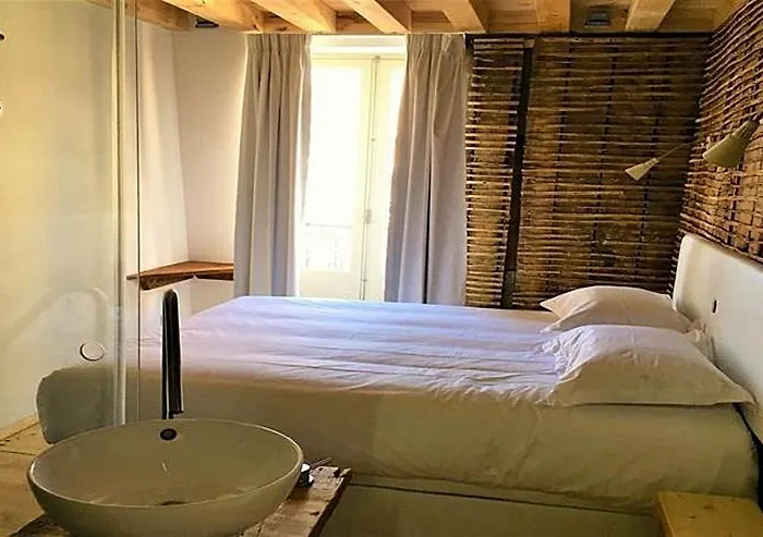 262 Boutique Konukevi Lisboa